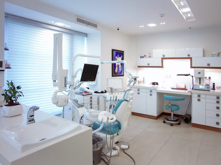 ¿Cuánto dura la anestesia del dentista? DVClinics